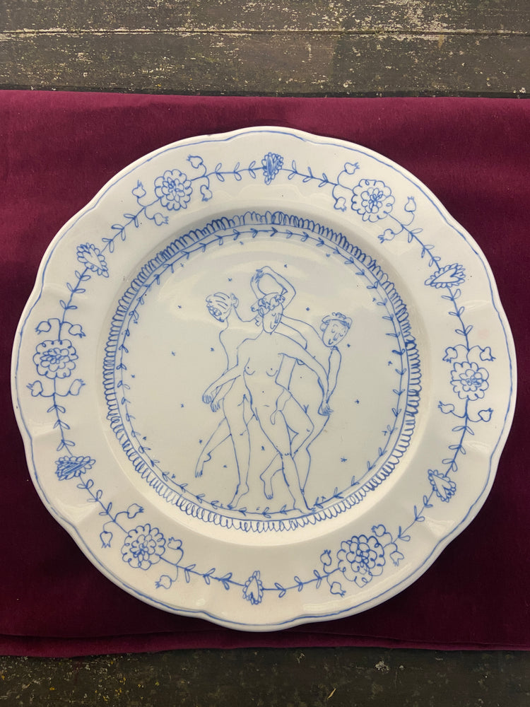 Set of 4 Scalloped Rim Bespoke Dessert Plates