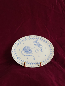 Manticore Oval Plate