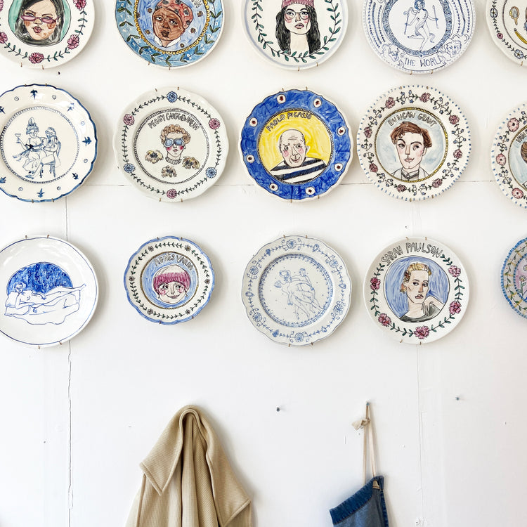 Sarah Paulson Dinner Plate